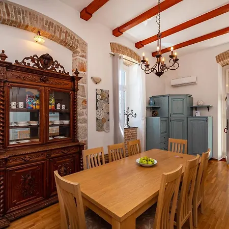 Ida Apartment *